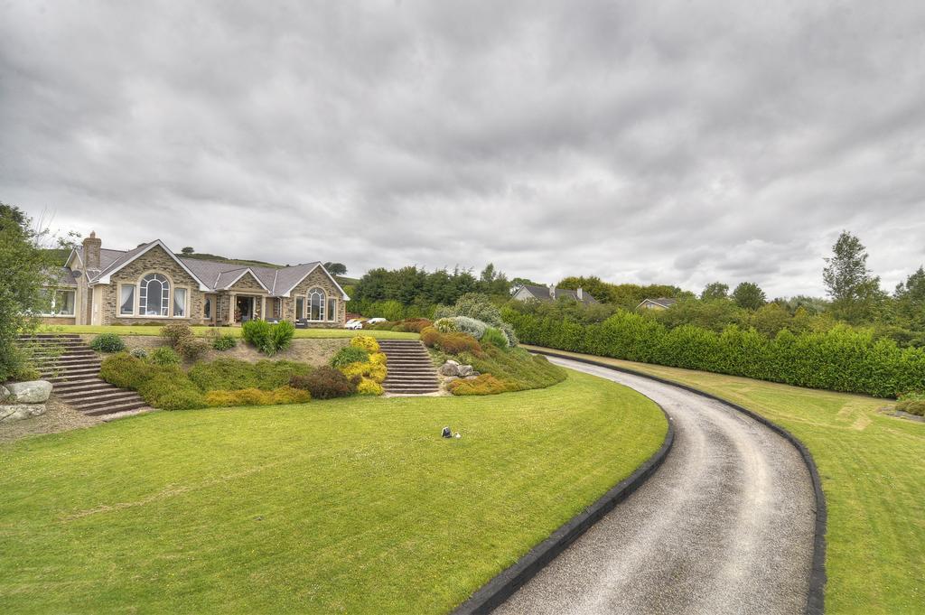 Lakeview Lodge B&B Blessington Exterior photo